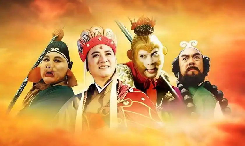 别墅私人影院定制中的4K激光投影与透声幕安装